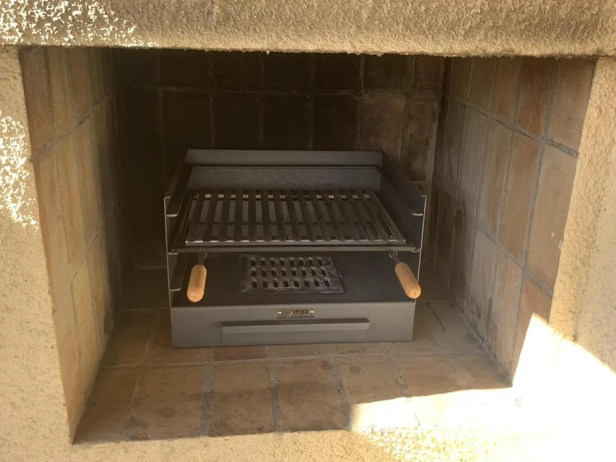 Apartamento Con Jardin A 150 M De La Playa, 2 Habitaciones, Terraza Con Vistas Parciales Al Mar, Ac, Bbq. - Es-228-151 Llanca 0*,  Spain