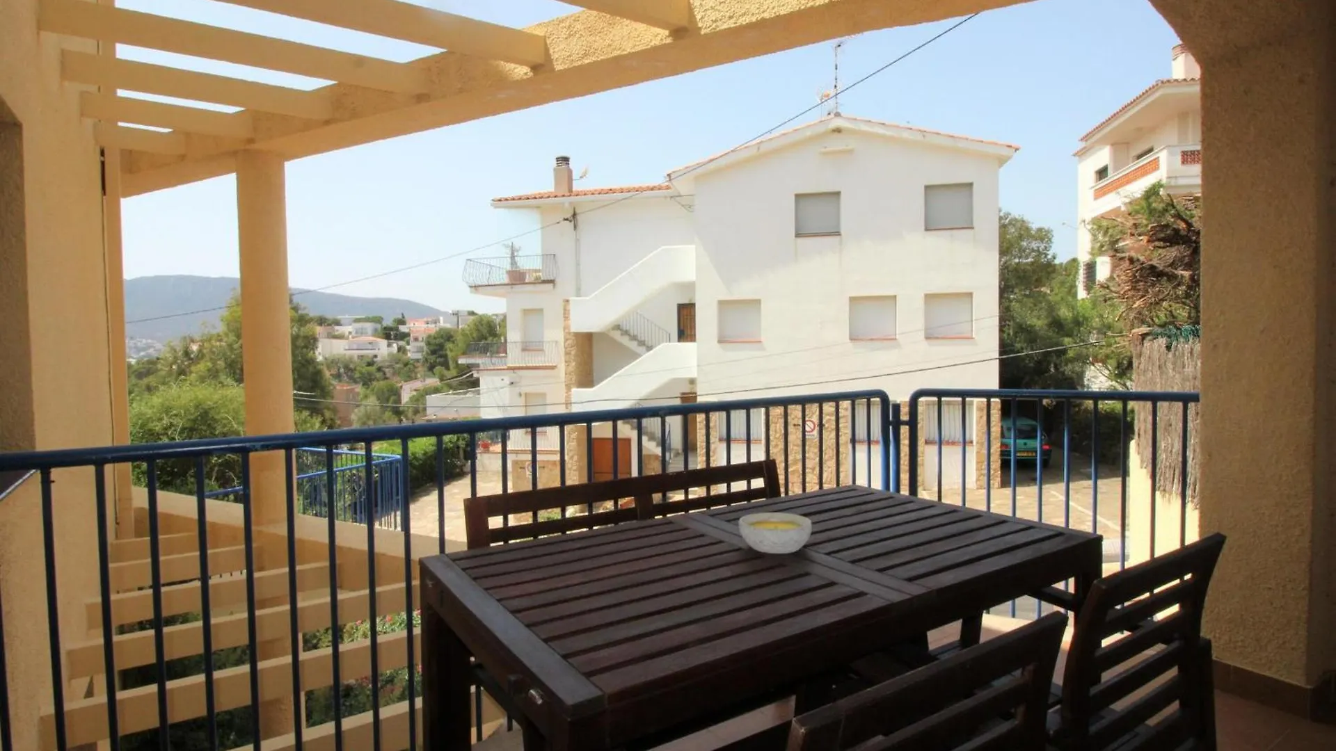 Apartment Apartamento Con Jardin A 150 M De La Playa, 2 Habitaciones, Terraza Con Vistas Parciales Al Mar, Ac, Bbq. - Es-228-151 Llanca