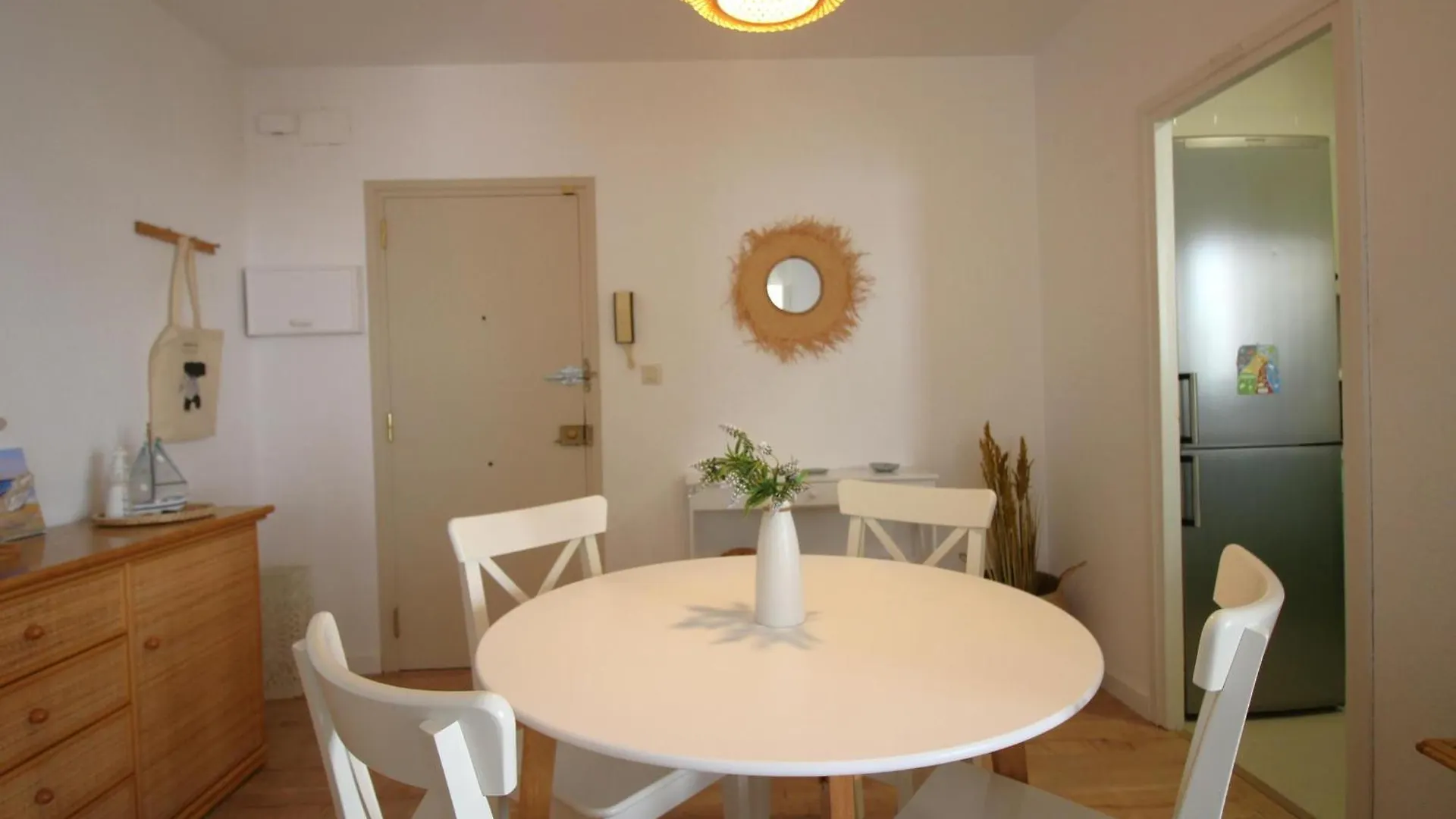Apartment Apartamento Con Jardin A 150 M De La Playa, 2 Habitaciones, Terraza Con Vistas Parciales Al Mar, Ac, Bbq. - Es-228-151 Llanca