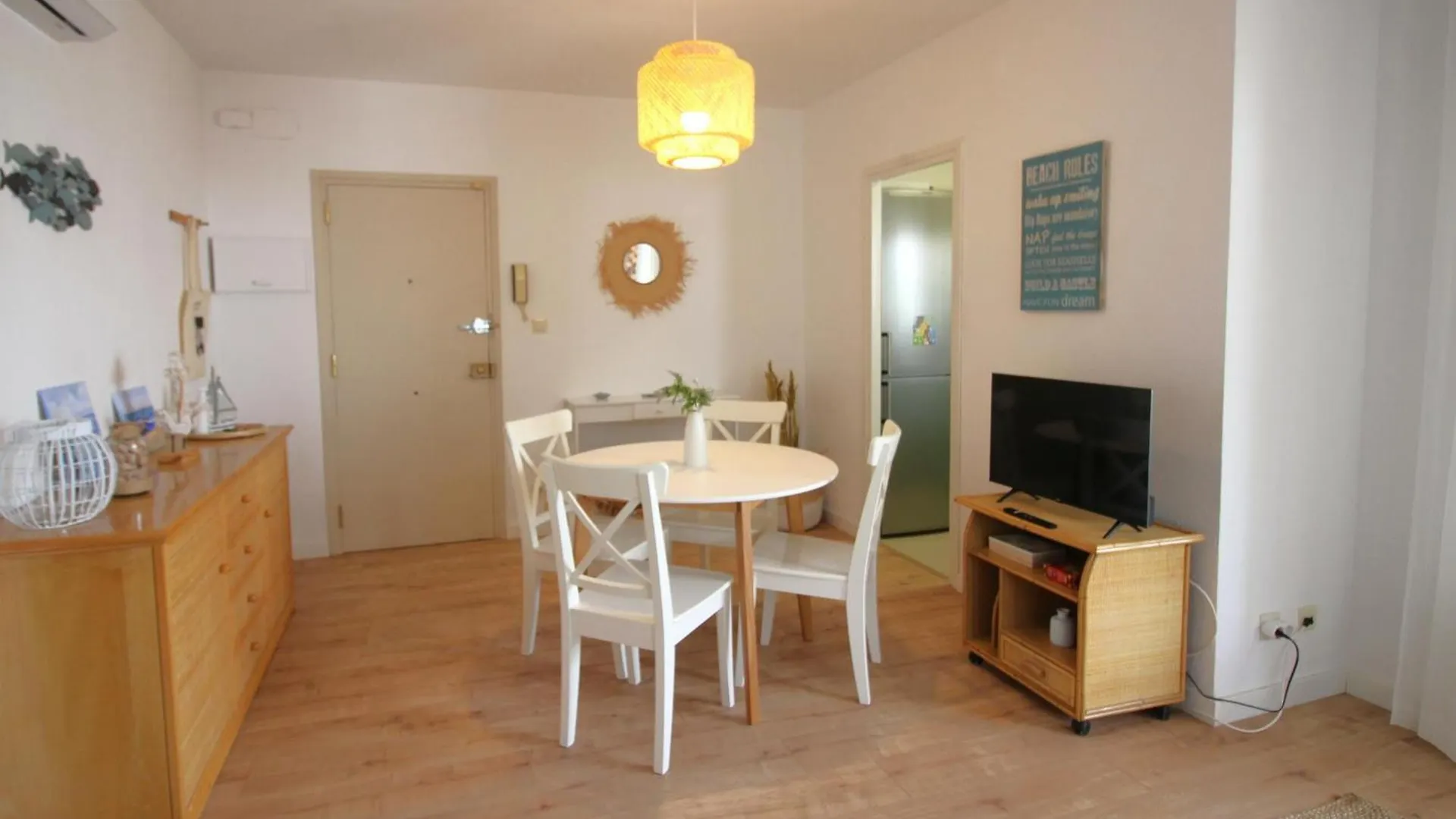 Apartamento Con Jardin A 150 M De La Playa, 2 Habitaciones, Terraza Con Vistas Parciales Al Mar, Ac, Bbq. - Es-228-151 Llanca 0*,  Spain