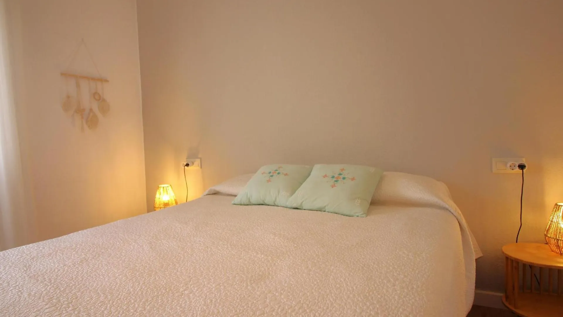 아파트 Apartamento Con Jardin A 150 M De La Playa, 2 Habitaciones, Terraza Con Vistas Parciales Al Mar, Ac, Bbq. - Es-228-151 Llança 스페인