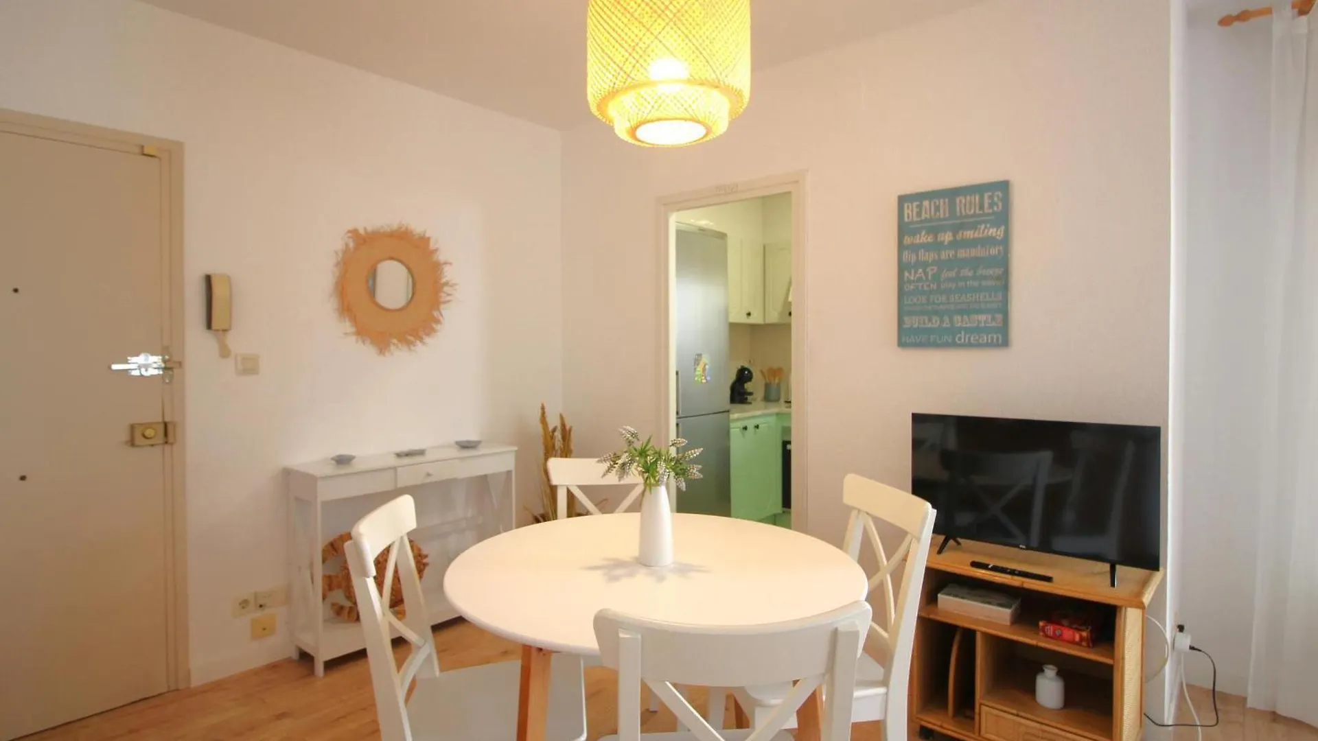 Apartamento Con Jardin A 150 M De La Playa, 2 Habitaciones, Terraza Con Vistas Parciales Al Mar, Ac, Bbq. - Es-228-151 Llança Appartamento